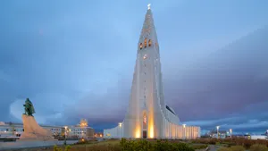Hallgrimskirkja Grand Exterior Wallpaper