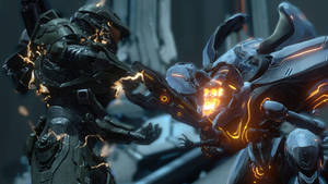 Halo 4 Mater Chief Fighting Alien Wallpaper