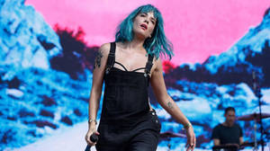 Halsey At Billboard Music Festival Wallpaper