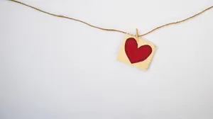 Hanging Heart Decoration Wallpaper
