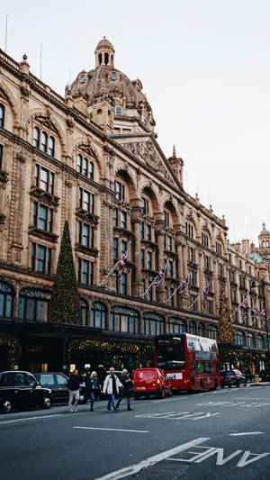 Harrods People Crossing Wallpaper