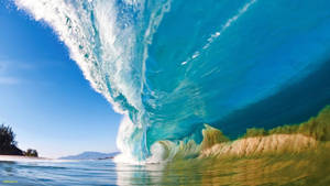 Hawaii Clark Little Shorebreak Wallpaper