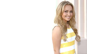 Hayden Panettiere Stunning Portrait Wallpaper