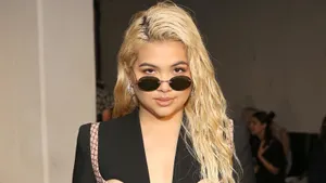 Hayley Kiyoko Sunglasses Wallpaper