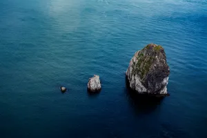 Hd Desktop Rock Formation On Water Wallpaper