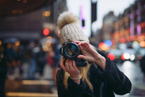 Hd Girl With Dslr Cam Wallpaper