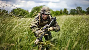 Hd Military Daylight Sneaking Wallpaper