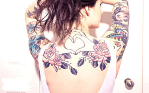 Heart Hands Tatuaje En El Cuello Wallpaper