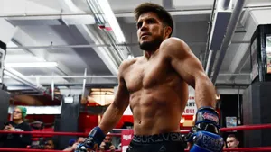 Henry Cejudo Open Workout Gleasons Gym Wallpaper