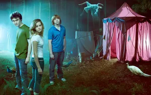 Hermione And Ron Harry Potter Laptop Wallpaper