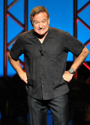 Highly-paid Comedian Robin Williams Wallpaper