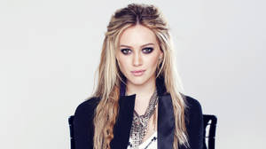 Hilary Duff Wearing A Black Jacket Wallpaper