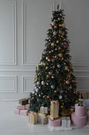 Holiday Joy With This Aesthetic Christmas Tree Wallpaper