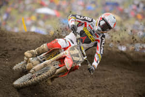 Honda Dirt Bike Swerving Right Red Wallpaper