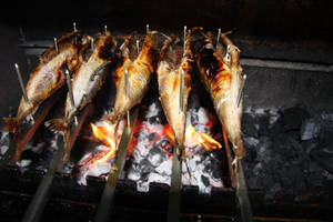 Hot Grill Barbeque Mackerel Wallpaper