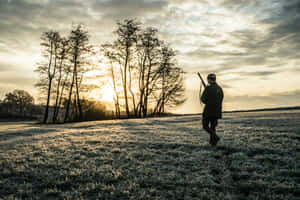 Hunting Desktop In A Field Wallpaper