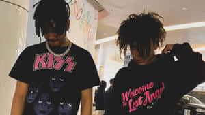 Iann Dior With Friend Wallpaper