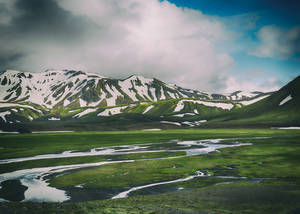 Iceland Green And White Mountains Wallpaper