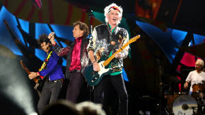 Iconic Rolling Stones In Concert Wallpaper