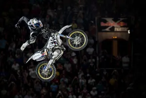 Incredible Motorcycle Stunt With Audience Wallpaper