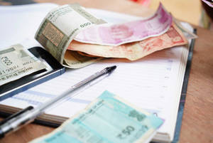 Indian Currency Bills Notebook And Pen Wallpaper