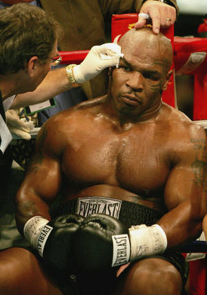 Injured Mike Tyson 4k Wallpaper