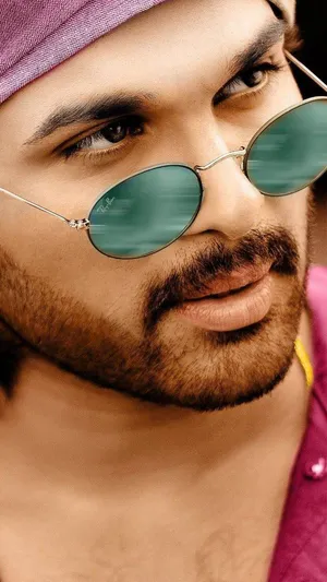 Intricate Portrait Of Allu Arjun In Pushpa Wallpaper