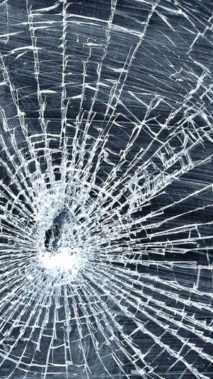 Iphone Cracked Screen Prank Funny Wallpaper