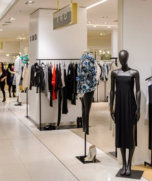 Iro Department Store Wallpaper