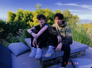 Jaden Hossler And Payton Moormeier Wallpaper