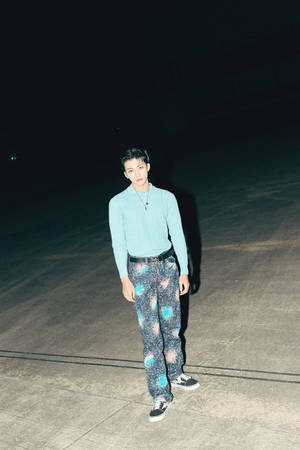 Jaemin Nct Wearing Flashy Pants Wallpaper