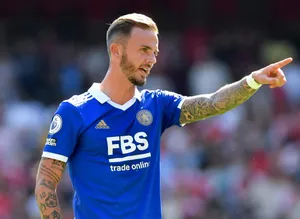 James Maddison Gives Command Wallpaper