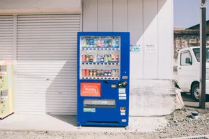 Japanese Aesthetic Vending Machine Desktop Wallpaper