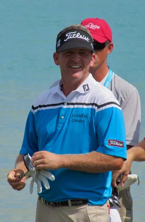 Jason Bohn Fixing His Gloves Wallpaper