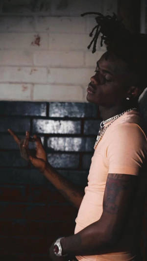 Jaydayoungan In Candid Photoshoot Wallpaper