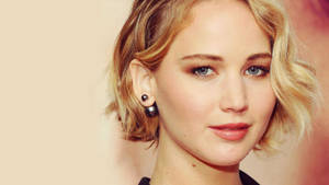 Jennifer Lawrence With Light Grey Eyes Wallpaper
