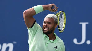 Jo-wilfried Tsonga Racket Over Head Wallpaper