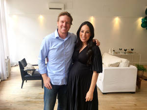 Joanna Gaines Pregnant With Chip Wallpaper