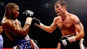 Joe Calzaghe Uppercuts Jeff Lacy Wallpaper