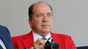 Johnny Bench With Camera Wallpaper