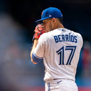 Jose Berrios Lifting The Ball Wallpaper