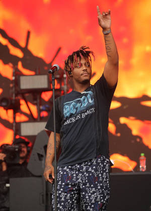 Juice Wrld Pointing Up For Phone Wallpaper