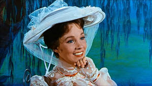 Julie Andrews In Mary Poppins Film Wallpaper