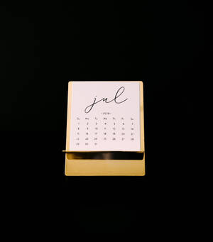 July 2018 Notepad Calendar Wallpaper