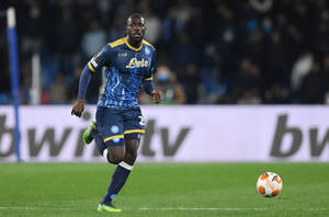 Kalidou Koulibaly Chasing Wallpaper