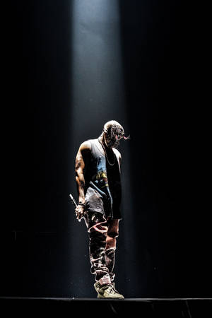 Kanye West Concert Stage Wallpaper