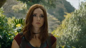 Karen Gillan Staring In The Jungle Wallpaper