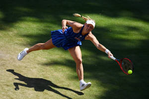 Katerina Siniakova On The Chase Wallpaper