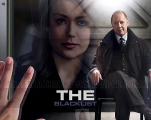 Keen Looking At Red The Blacklist Wallpaper