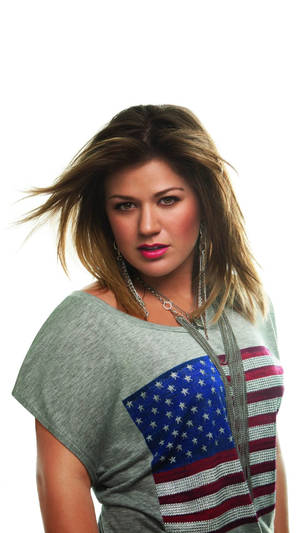 Kelly Clarkson Cool Outfit Wallpaper